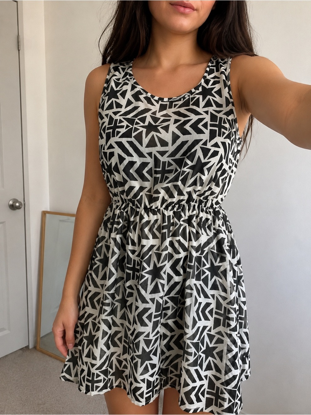 Black & White Sleeveless Dress